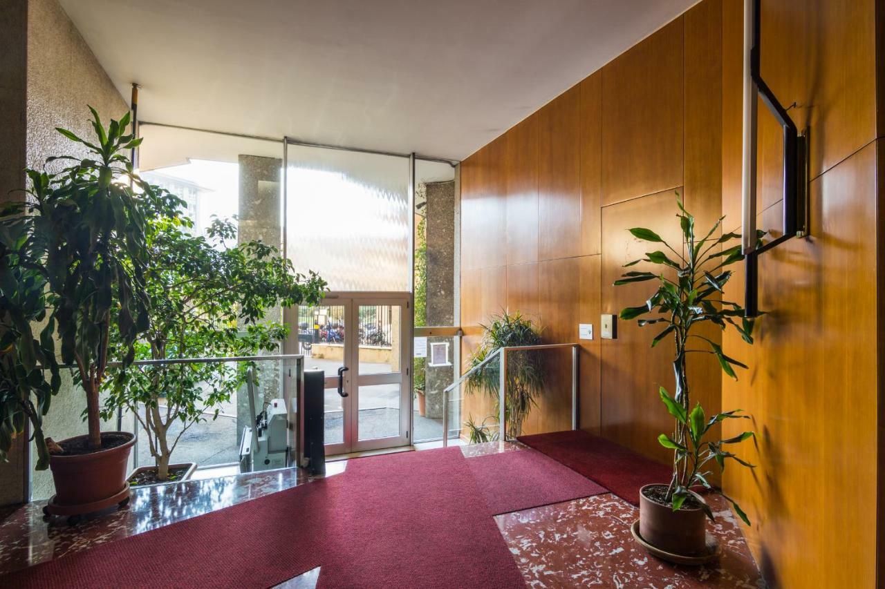 Apartment Near Central Station Milan Luaran gambar