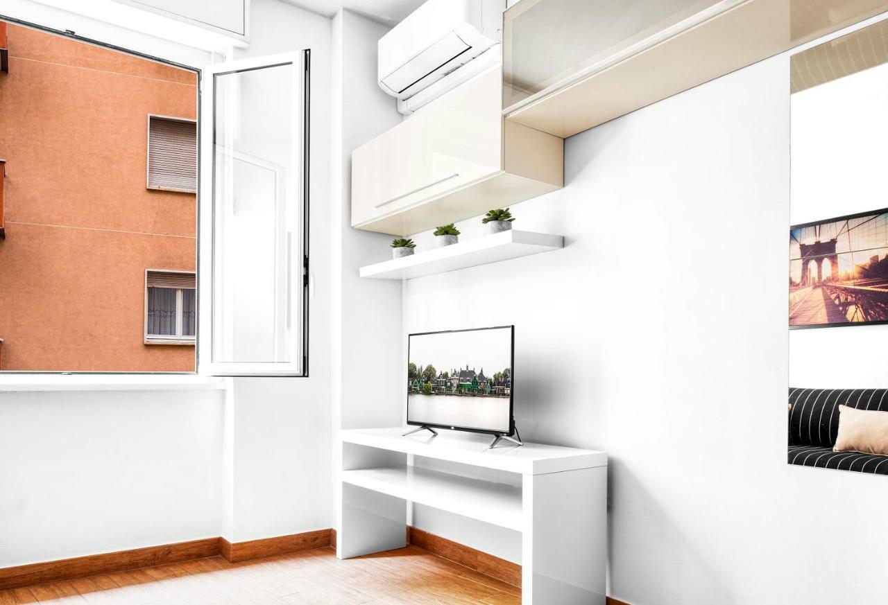 Apartment Near Central Station Milan Luaran gambar